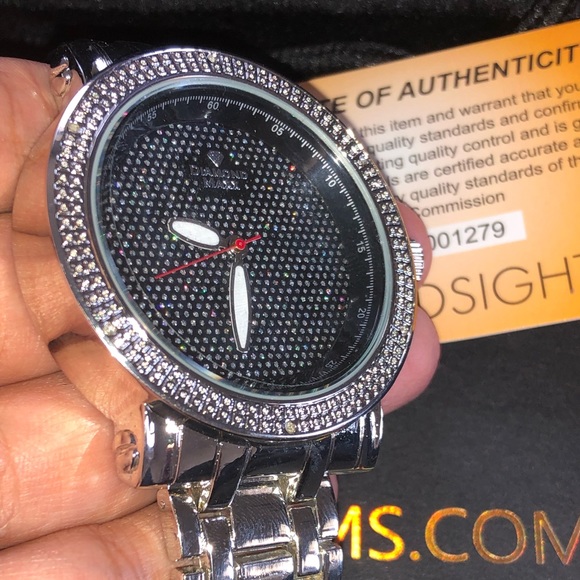 REAL DIAMOND watch! Comes w/ authenticity card WOW - Picture 9 of 9